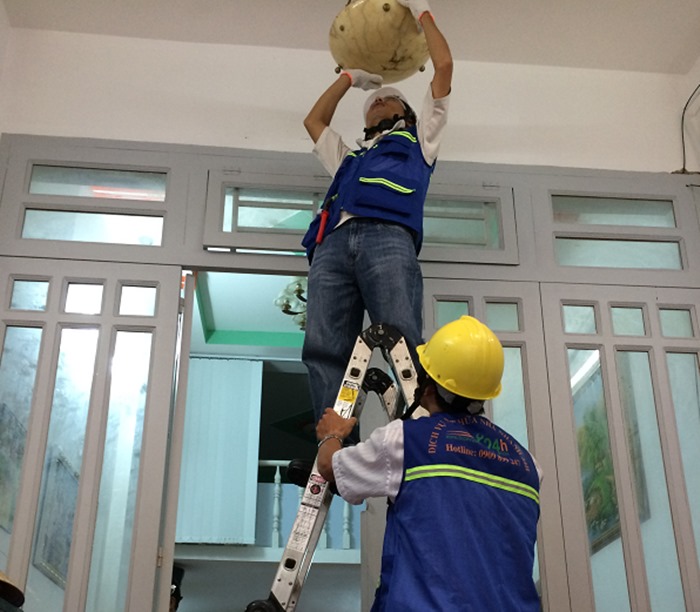 Đội ngũ thợ sửa chữa tại nhà Kỹ Thuật 24h phục vụ tận tâm